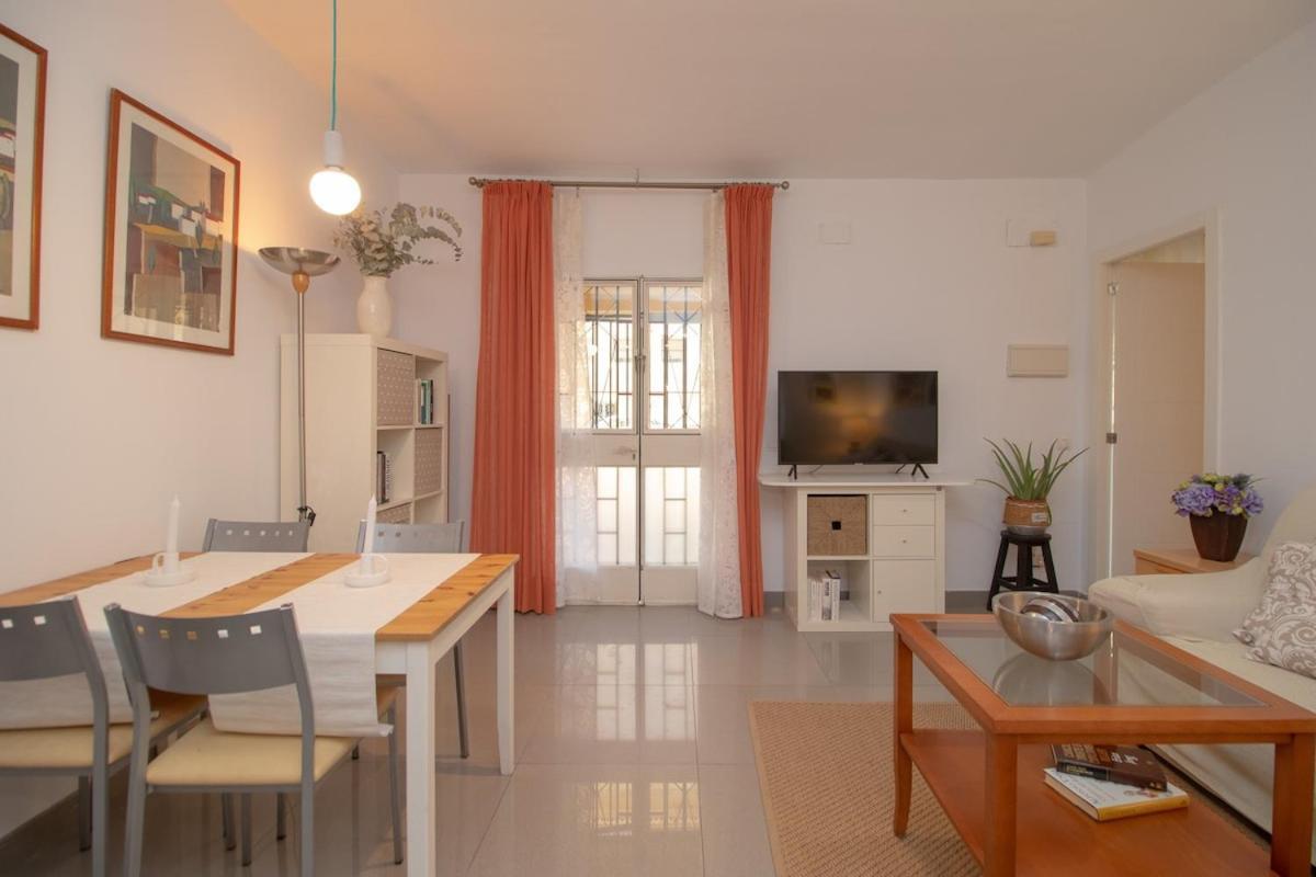 C52 - Seaside 2 Bedrooms By The Center Málaga Kültér fotó